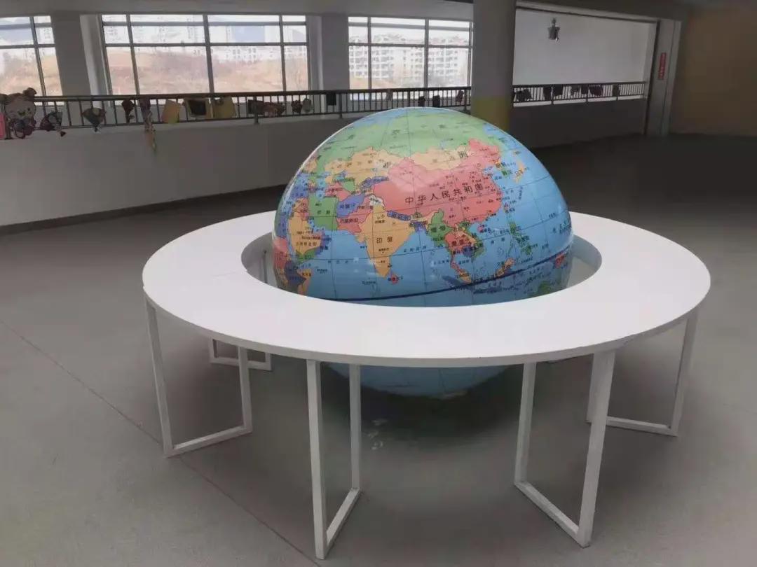 探索全新视界，3D地球仪全景的魅力
