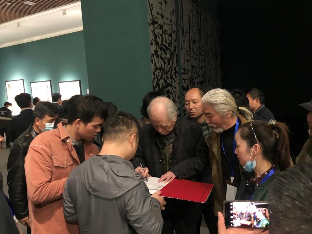 華嶽論坛網址（暂译）华岳论坛现在如何上