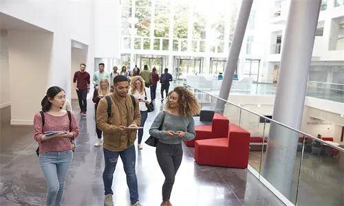 留学中介机构的选择，哪个比较好？留学中介机构哪个比较好一点