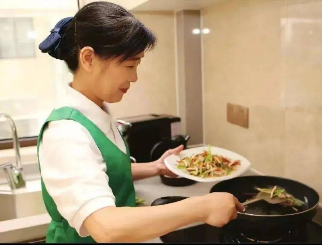 寻找专业做饭阿姨，一天两餐的费用是多少？找做饭阿姨一天2顿多少钱合肥
